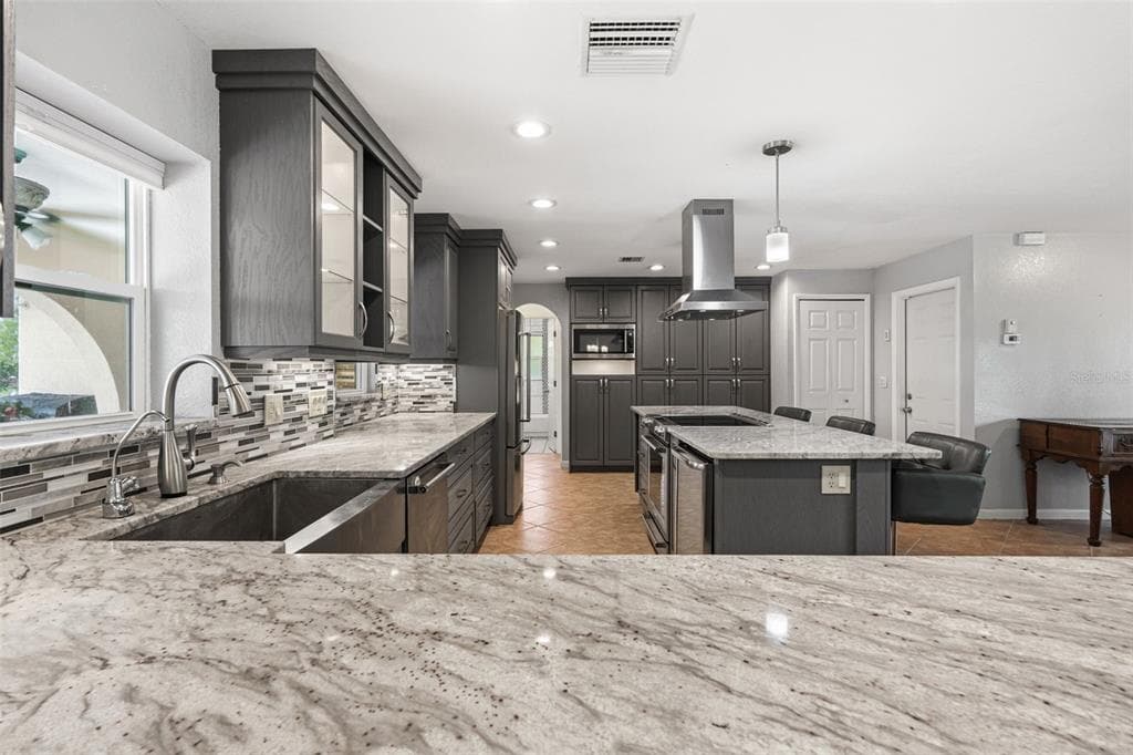 18682 ASHCROFT CIRCLE photo 19