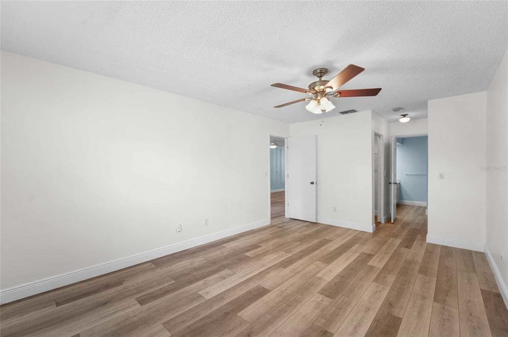 3351 STONEHAVEN COURT W C photo 23