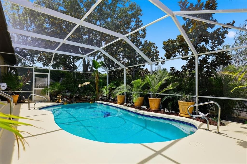25 COTTONWOOD COURT photo 3