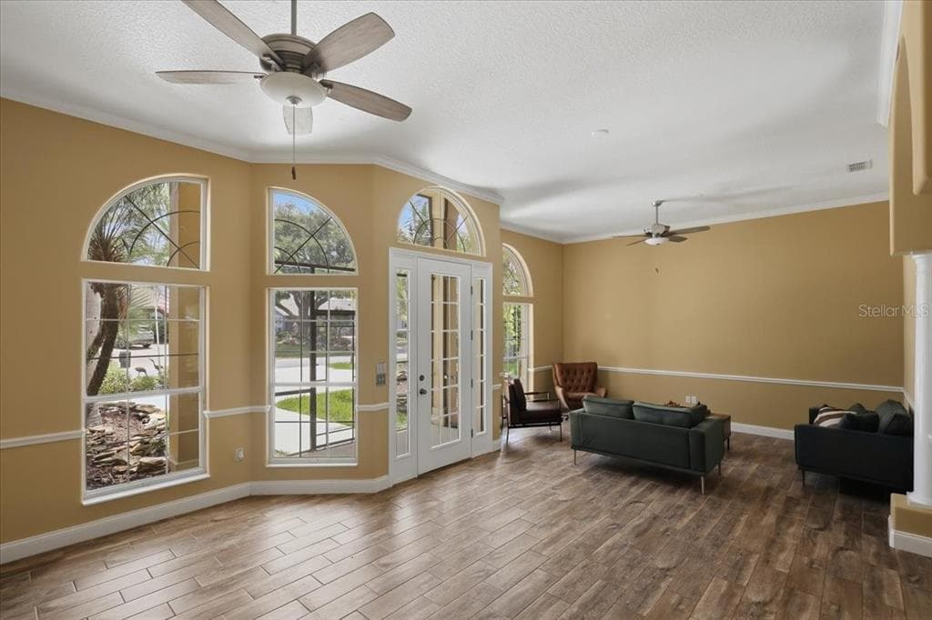 25 COTTONWOOD COURT photo 5