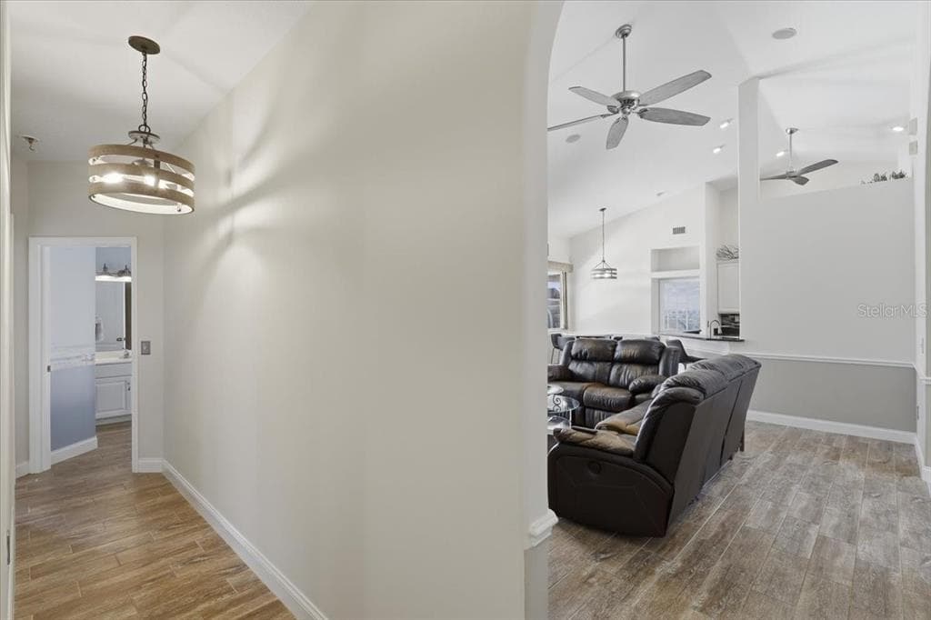 25 COTTONWOOD COURT photo 21