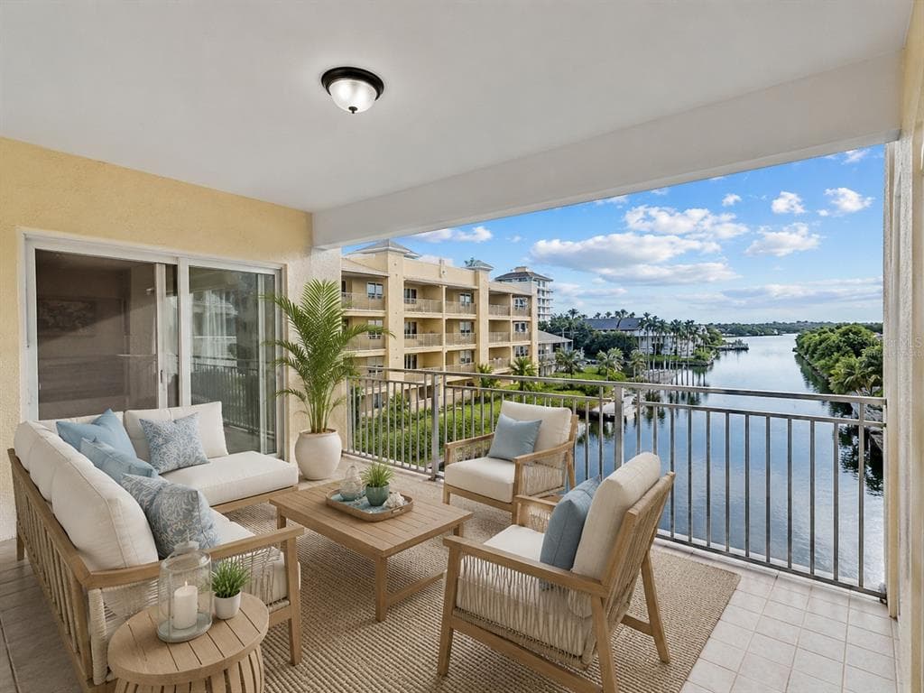 14041 BELLAGIO WAY 318 photo 18