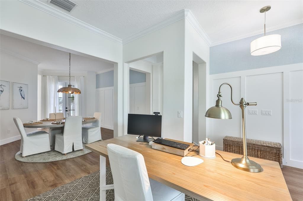 404 ISLEBAY DRIVE photo 18