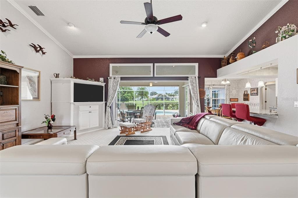 175 MARACAL WAY photo 22