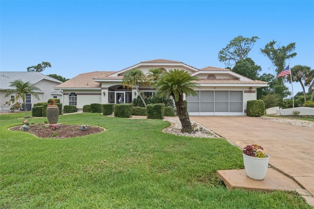 175 MARACAL WAY photo 1