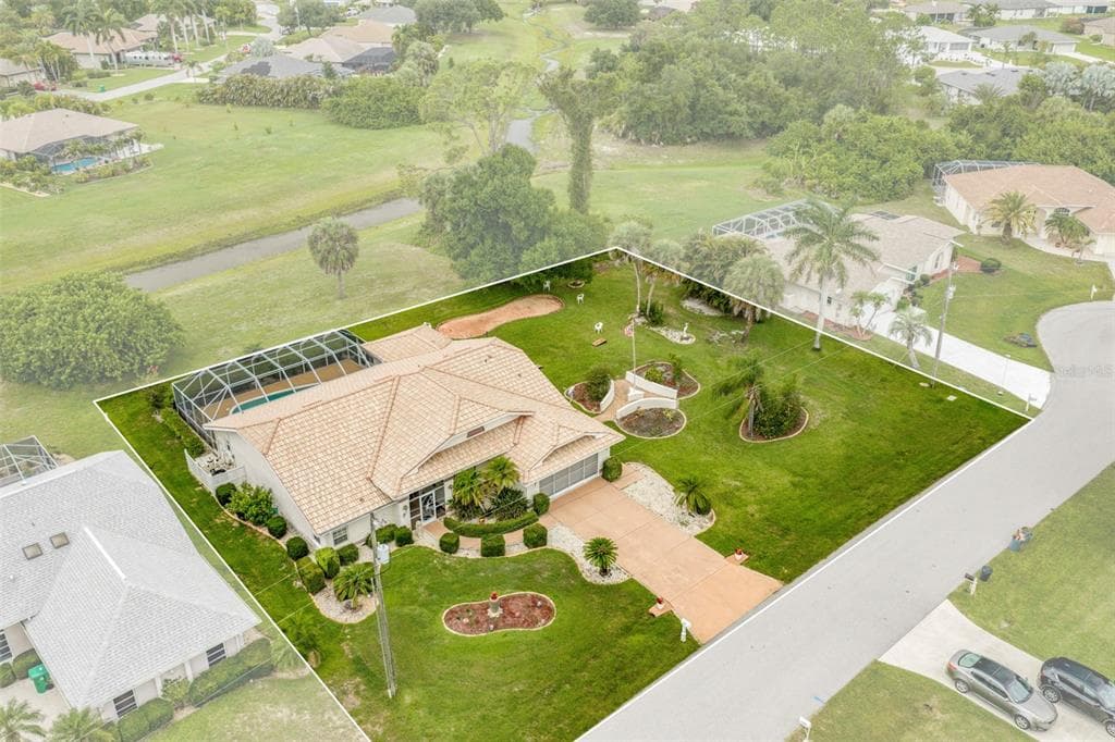 175 MARACAL WAY photo 5