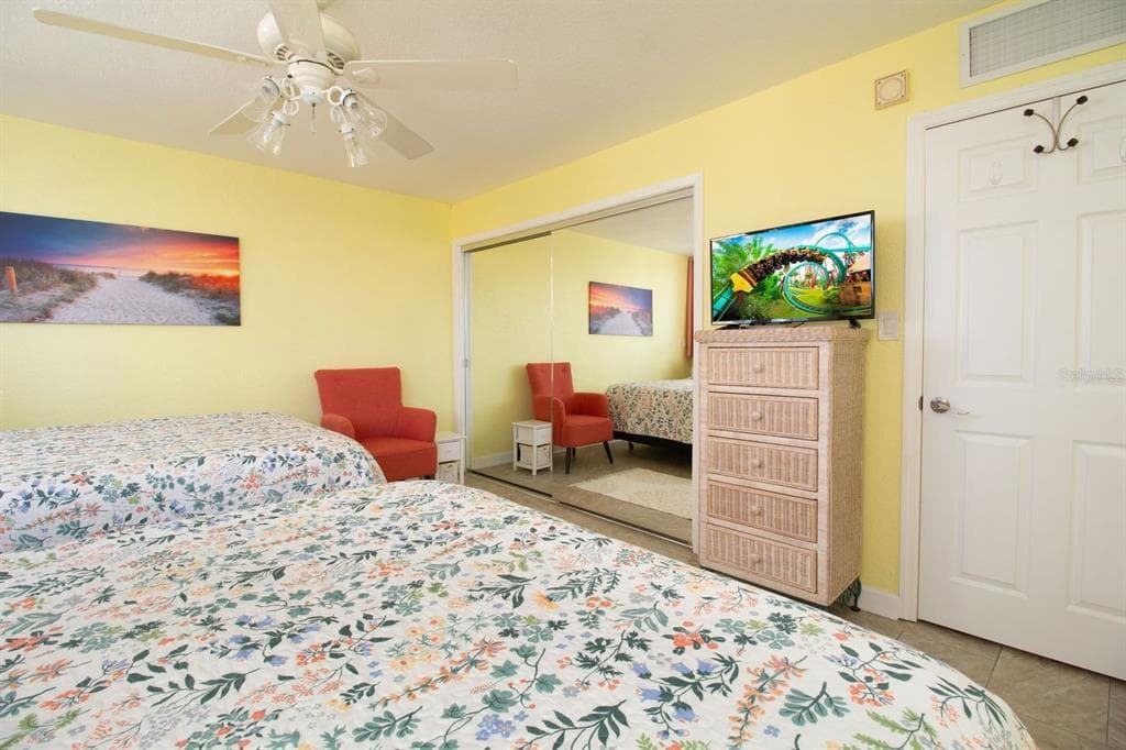 17920 GULF BOULEVARD 301 photo 18