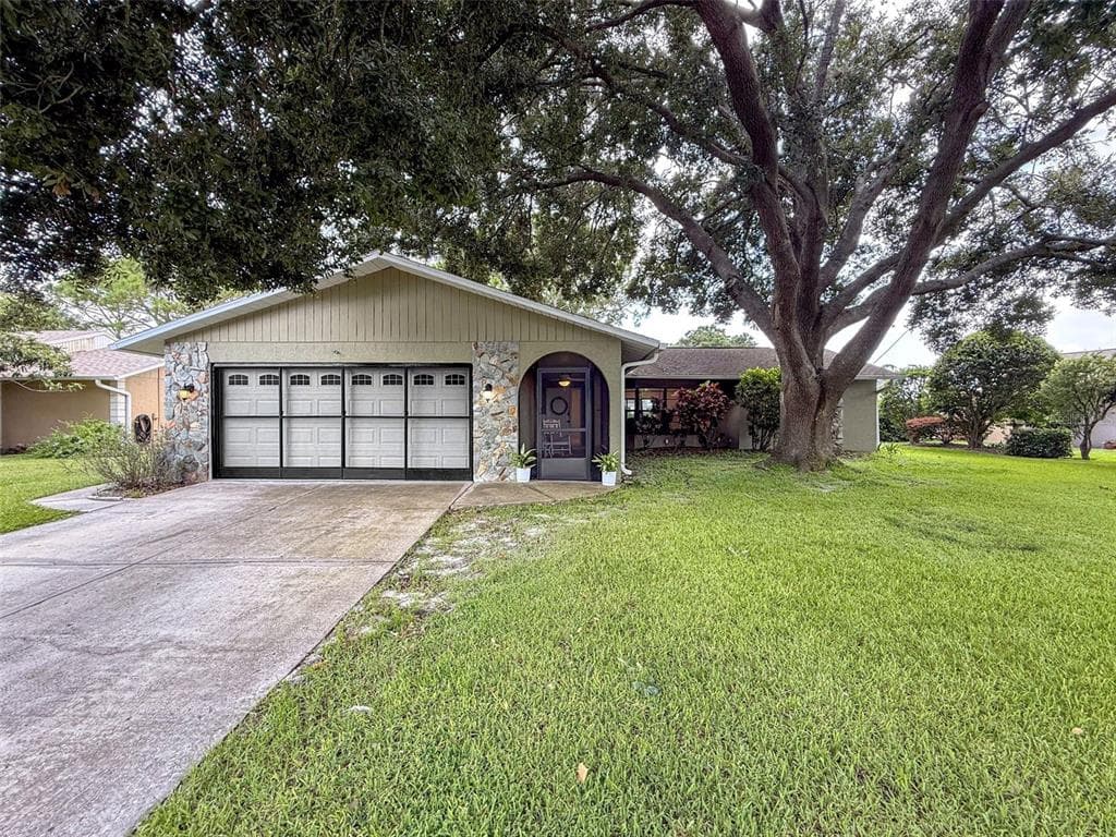 3711 ERIN BROOK DR photo 1