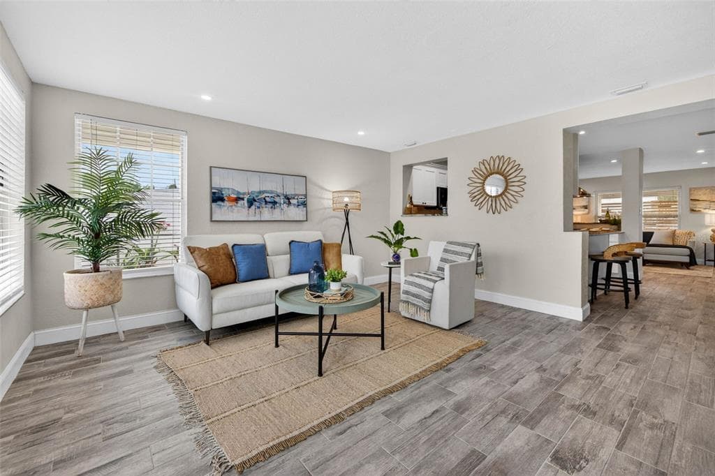 4800 VENETIAN BOULEVARD NE photo 21