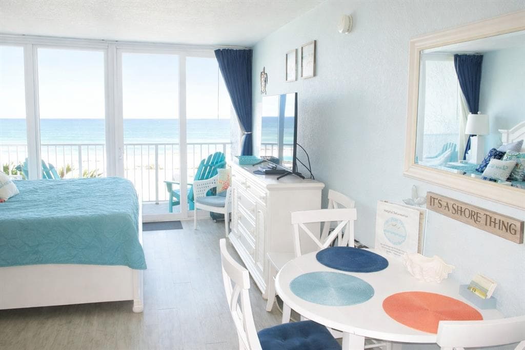 9980 GULF BOULEVARD 318 photo 5