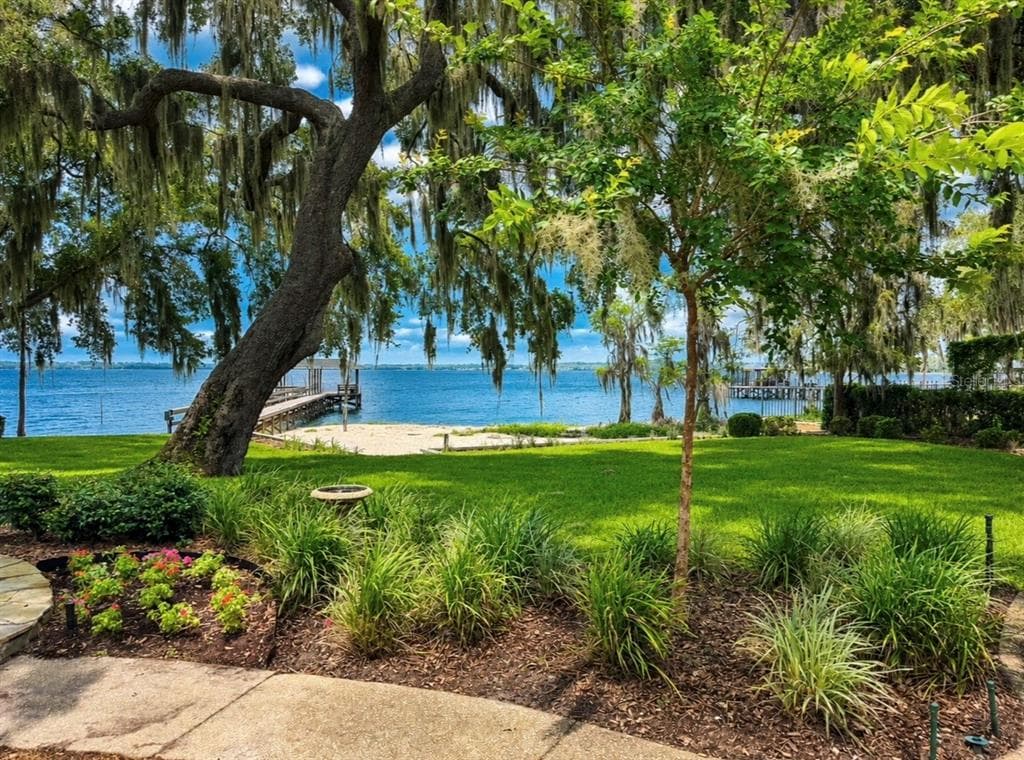1341 W LAKESHORE DRIVE 3