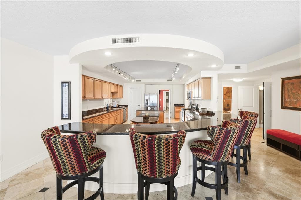 1350 GULF BOULEVARD 901 photo 7
