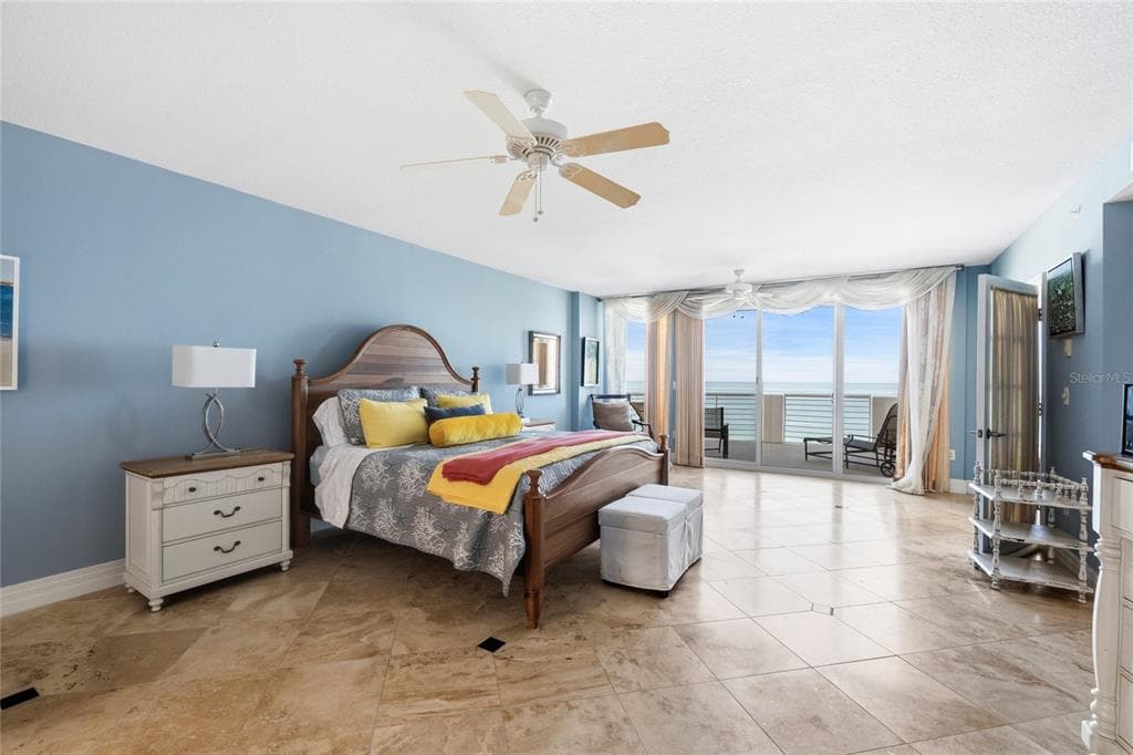 1350 GULF BOULEVARD 901 photo 9