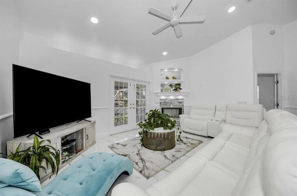 5451 TROPIC DRIVE photo 6