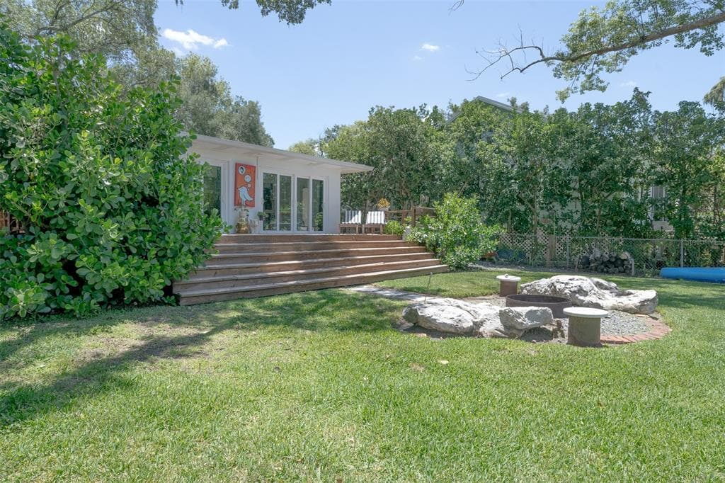7308 N OLA AVENUE photo 25