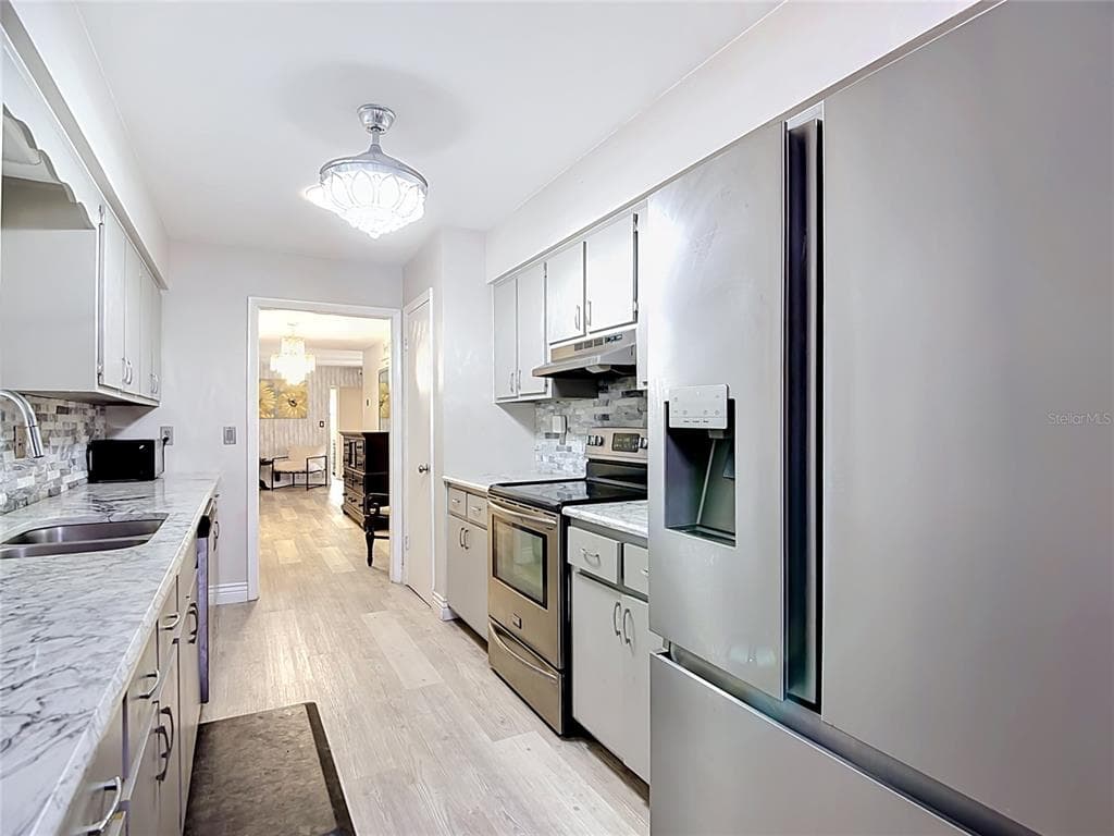 331 BAY STREET photo 17