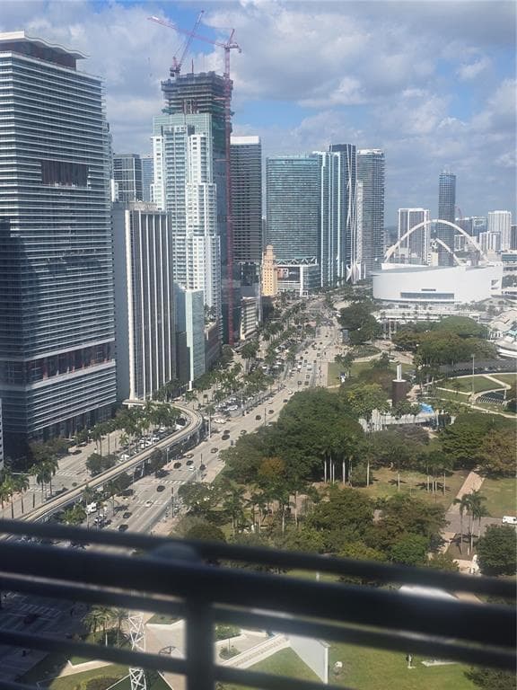 335 S BISCAYNE BOULEVARD 3400 photo 8