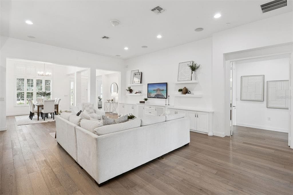 17506 LAGODA LANE photo 9