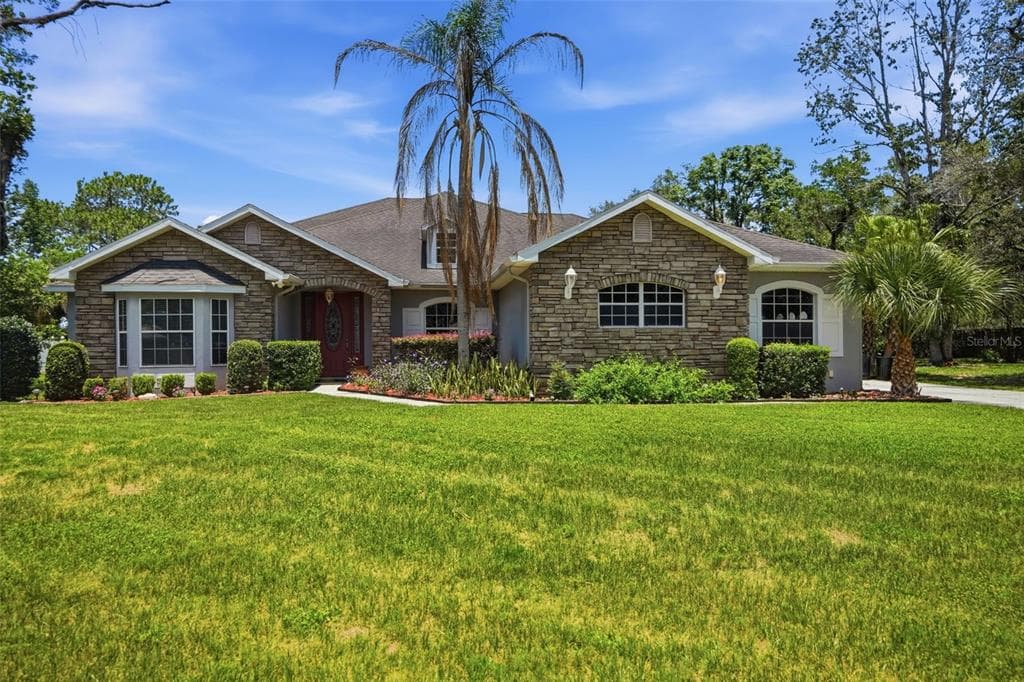 9011 FOXDALE LANE photo 3