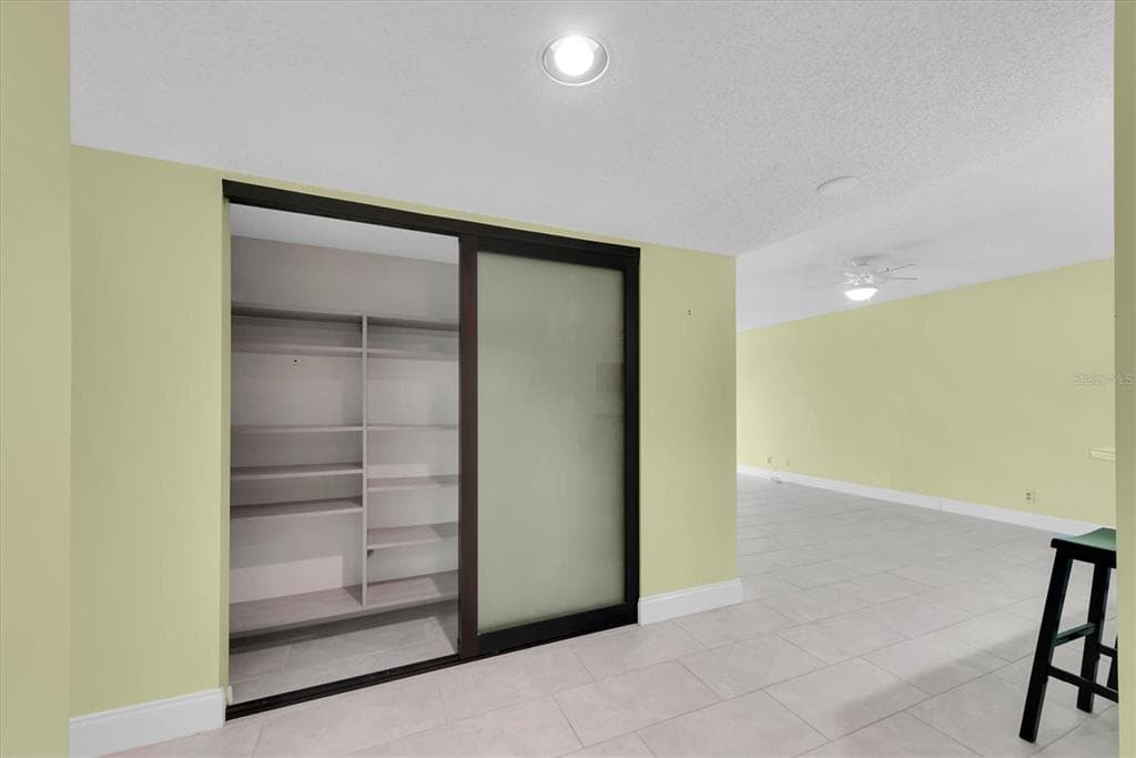 1480 GULF BOULEVARD 712 photo 18