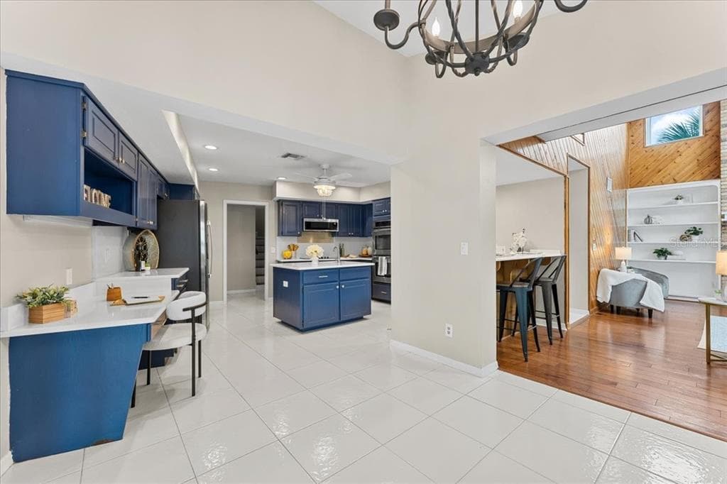 1589 MARY LANE photo 17