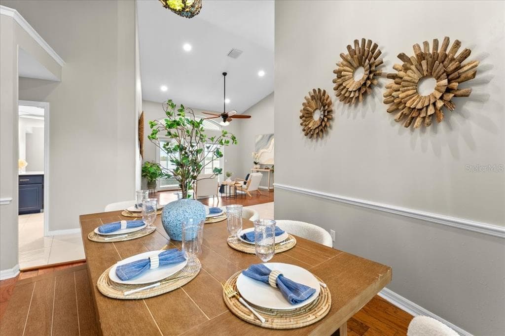 1589 MARY LANE photo 11