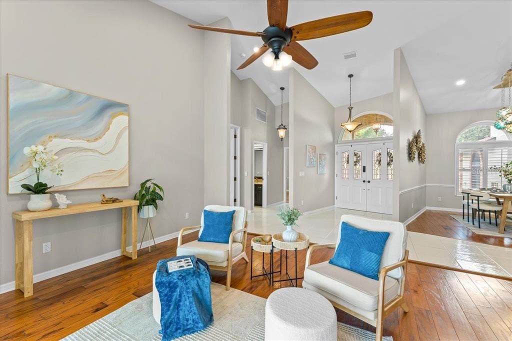 1589 MARY LANE photo 4