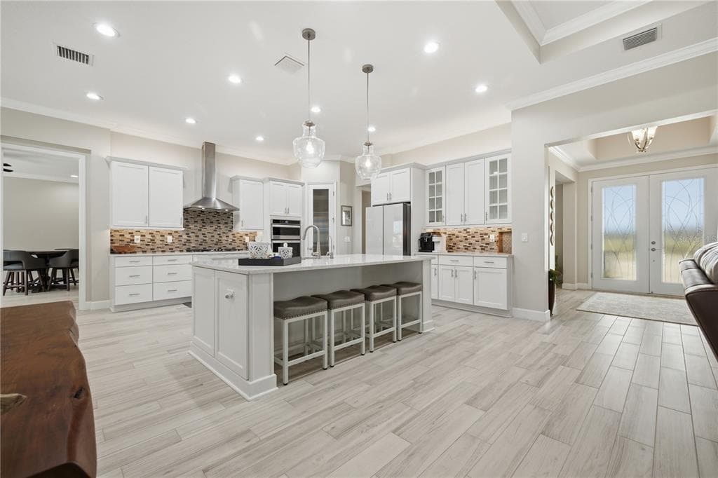 5315 SAN REMO CIRCLE photo 13