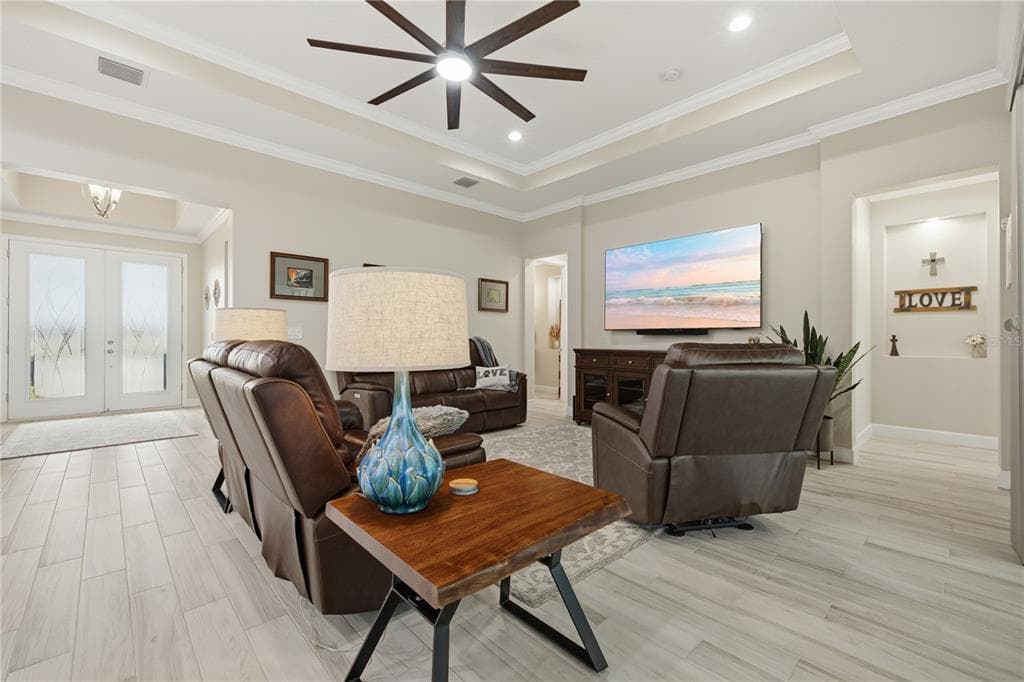 5315 SAN REMO CIRCLE photo 9