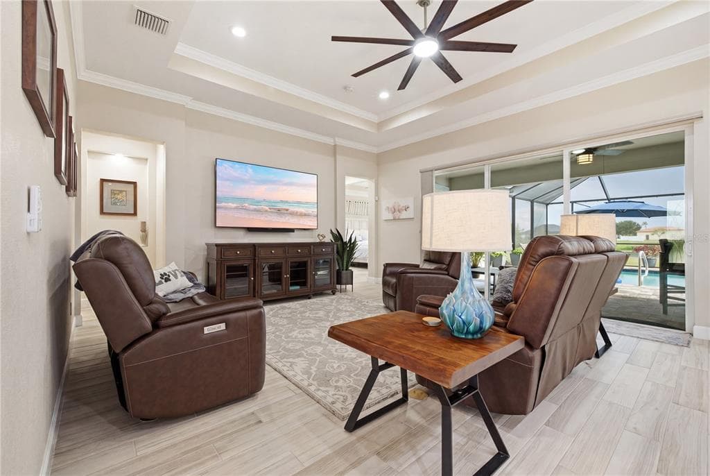 5315 SAN REMO CIRCLE photo 8