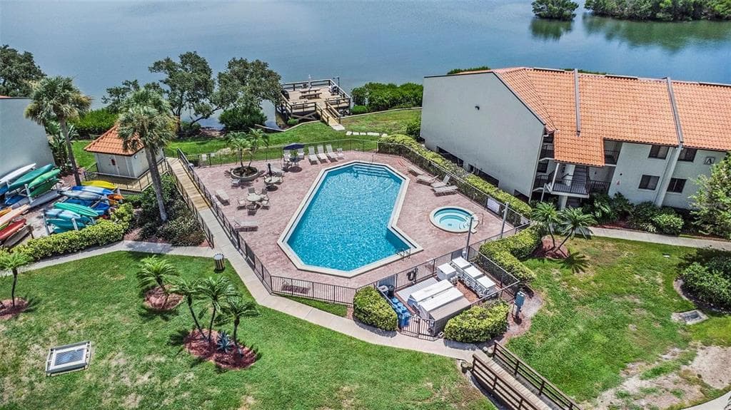 1515 PINELLAS BAYWAY S 26 photo 3