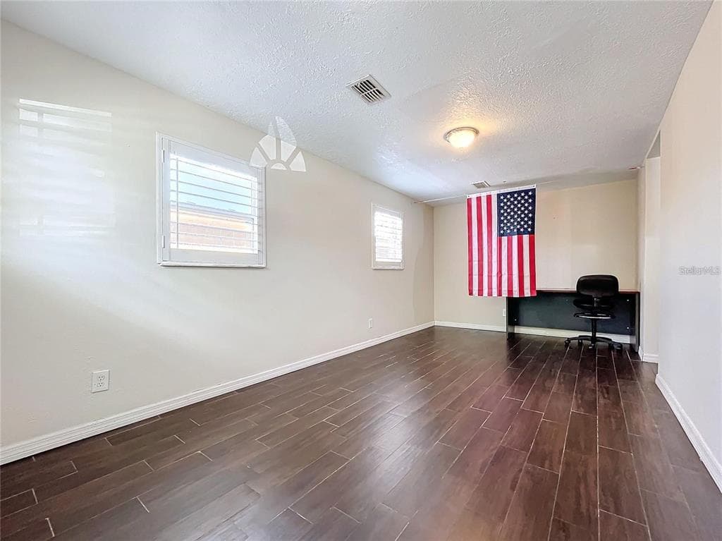 33 S ORTMAN DRIVE photo 20
