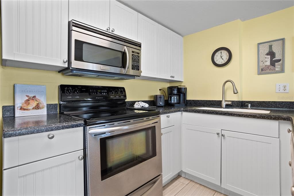 3647 S ATLANTIC AVENUE 6G photo 17