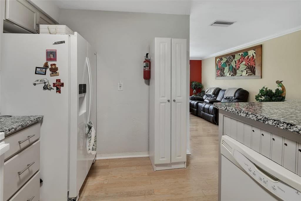 1610 JUNO TRAIL photo 11