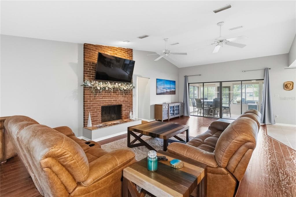 5367 CROOKED OAK CIRCLE 5
