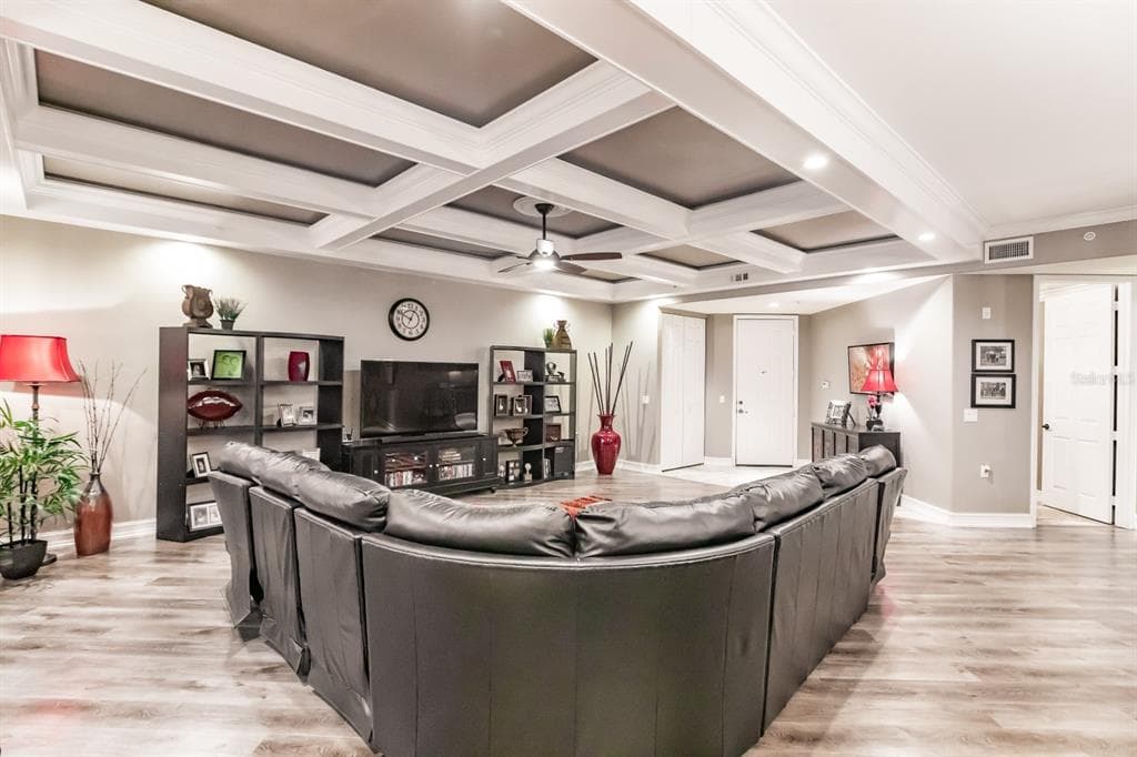 88 VIVANTE BOULEVARD 205 photo 7