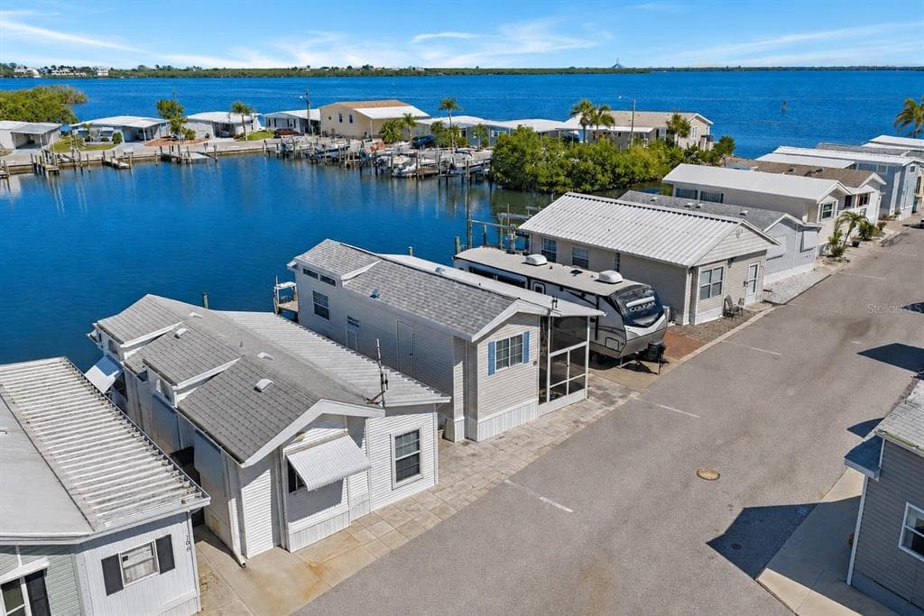 108 BAHIA DRIVE photo 2