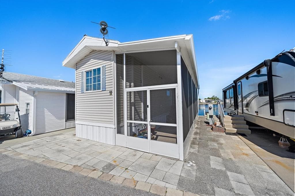 108 BAHIA DRIVE photo 4