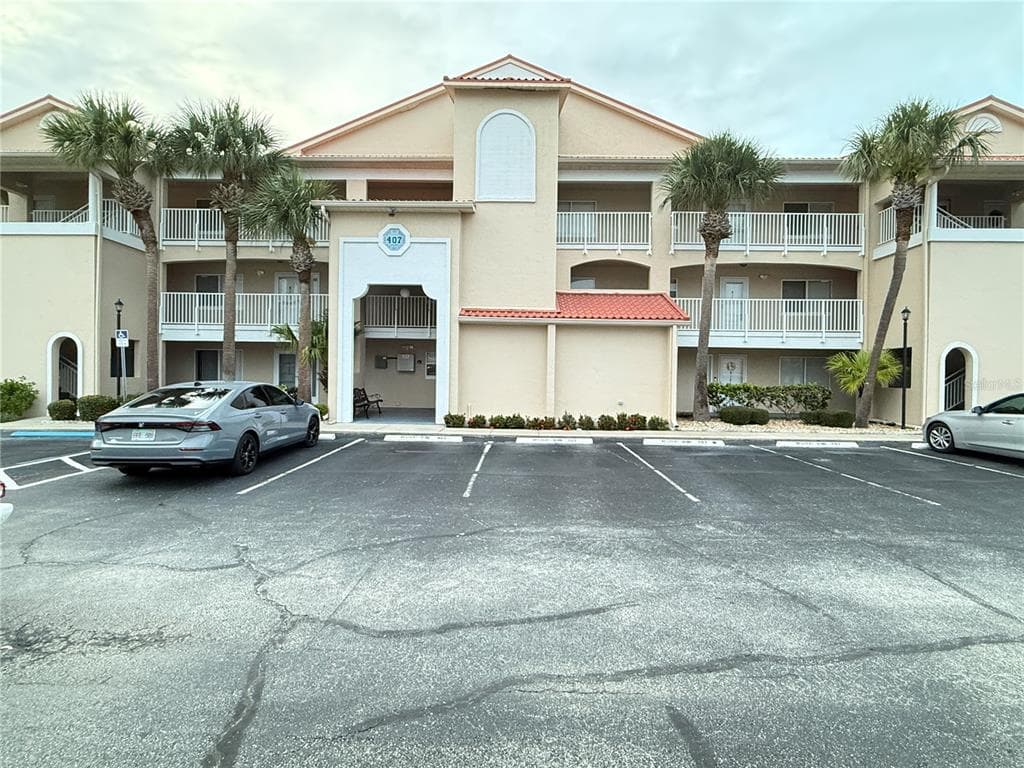 407 BOUCHELLE DRIVE #303 1