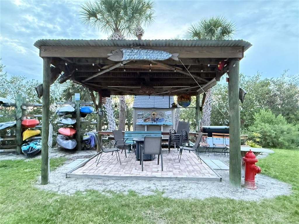 407 BOUCHELLE DRIVE 303 photo 25