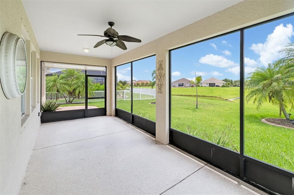 7726 111TH TERRACE E photo 4