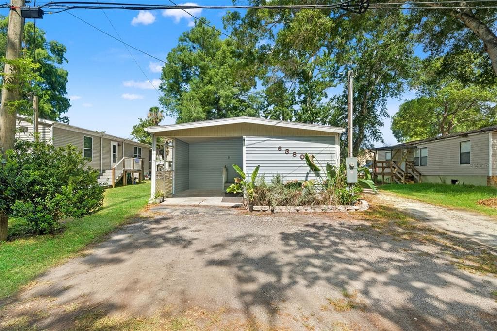 6380 RICHARD DRIVE photo 4