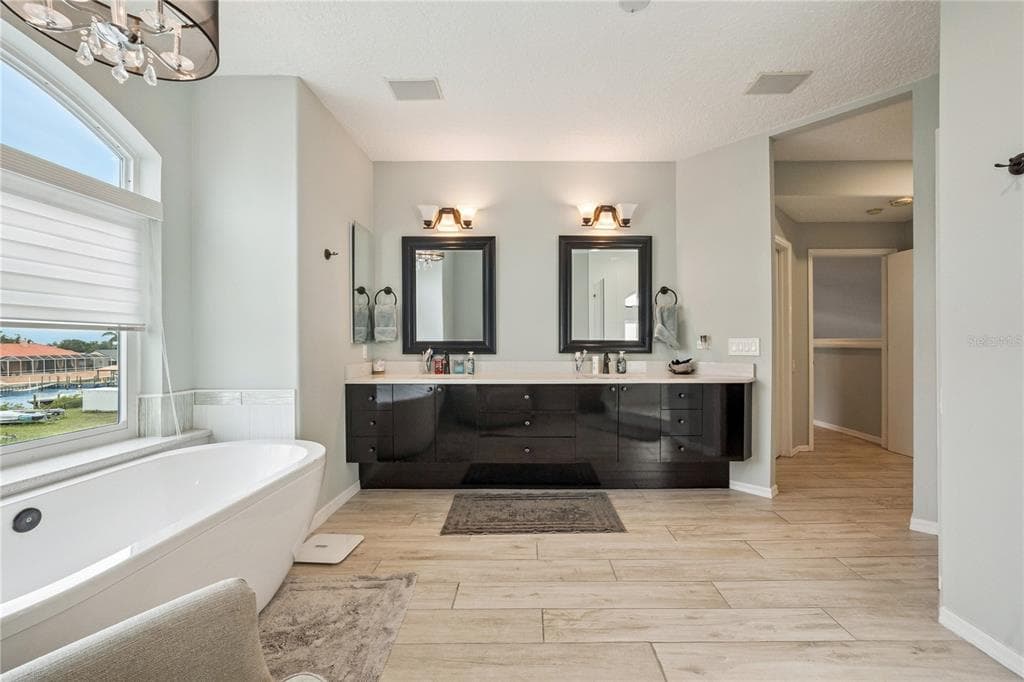 807 CHIPAWAY DRIVE photo 23