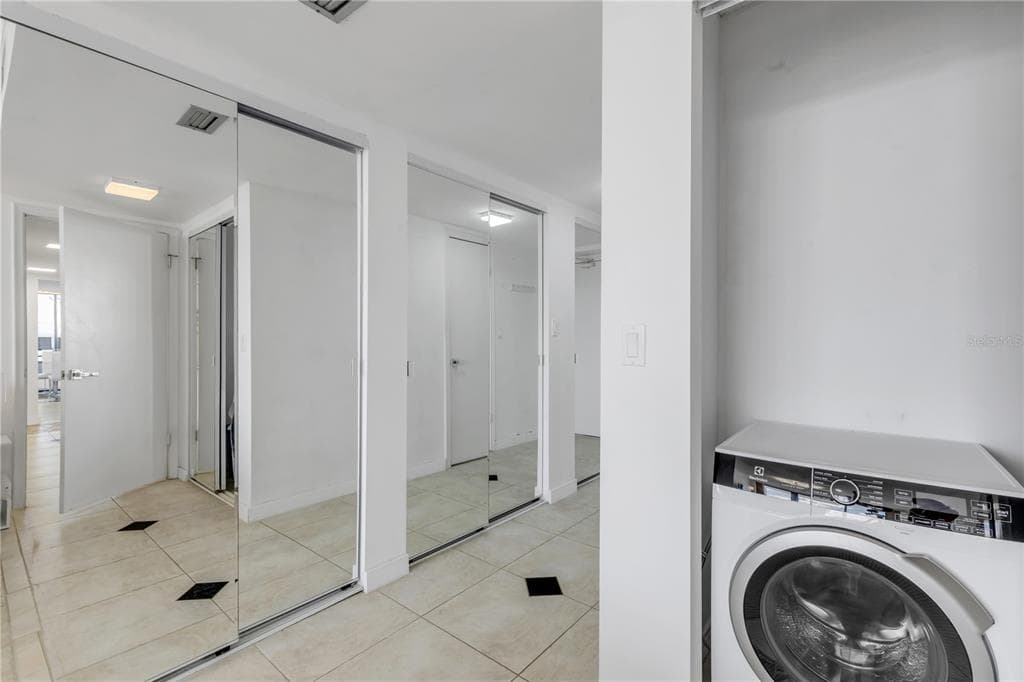 2900 N ATLANTIC AVENUE 2106 photo 17