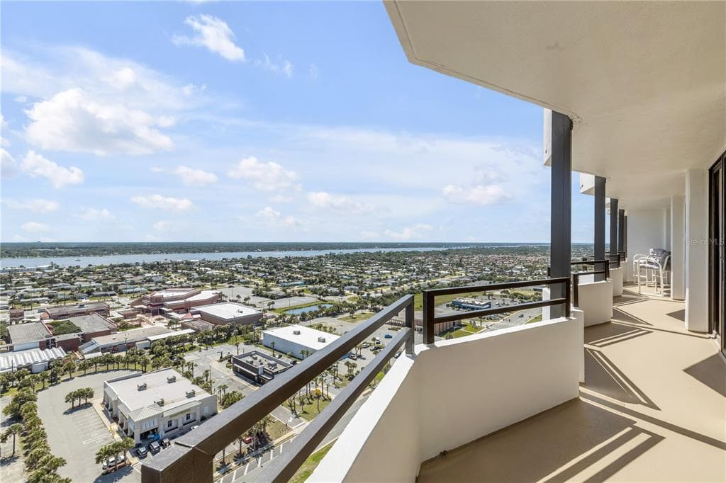 2900 N ATLANTIC AVENUE 2106 photo 24
