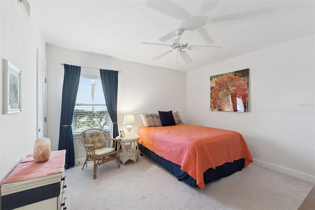 426 BOUCHELLE DRIVE 101 photo 13