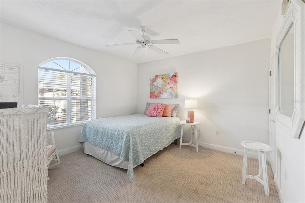 426 BOUCHELLE DRIVE 101 photo 15