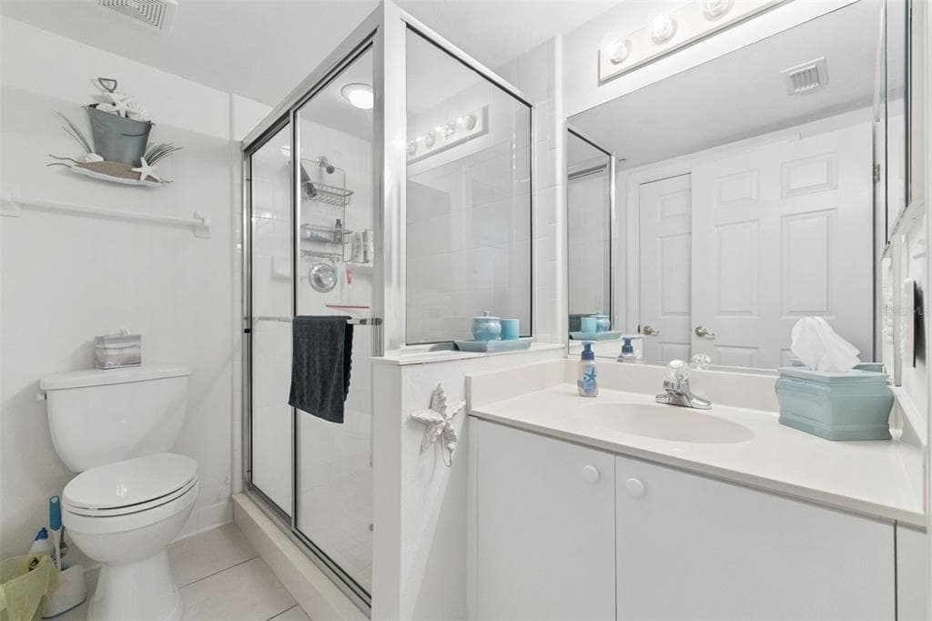 426 BOUCHELLE DRIVE 101 photo 19