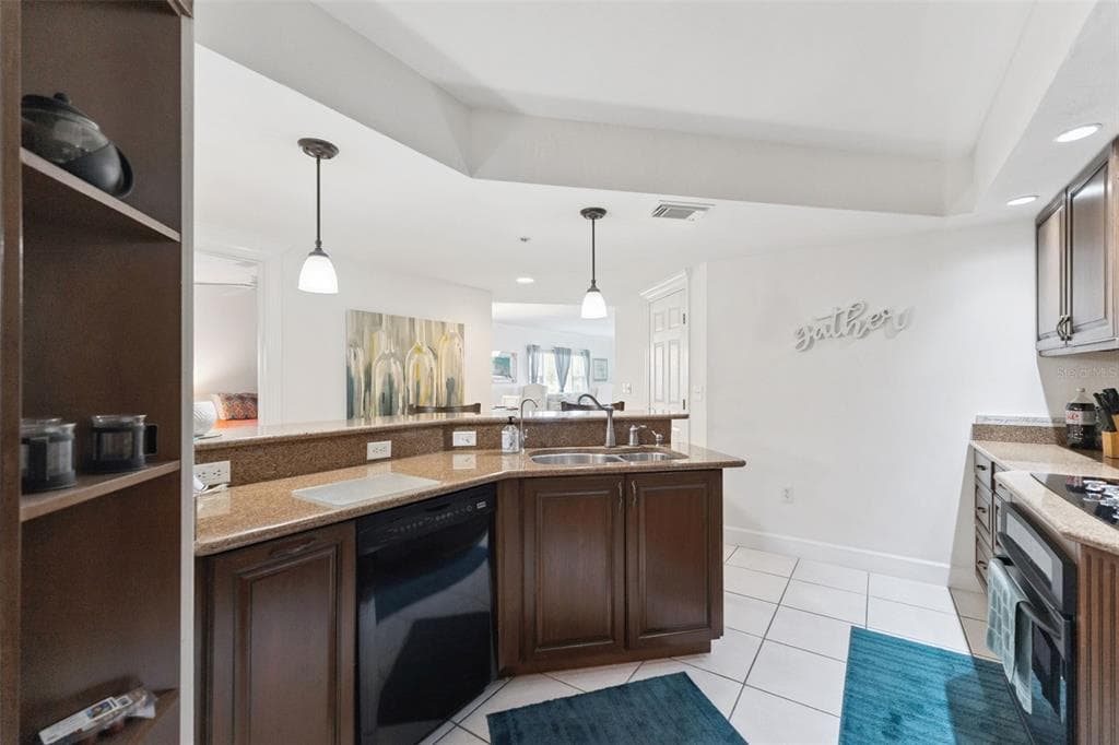 426 BOUCHELLE DRIVE 101 photo 8
