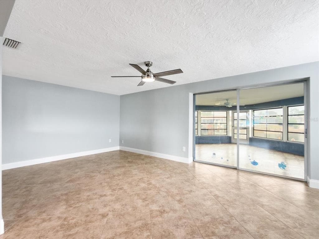 5008 DORY DRIVE photo 7